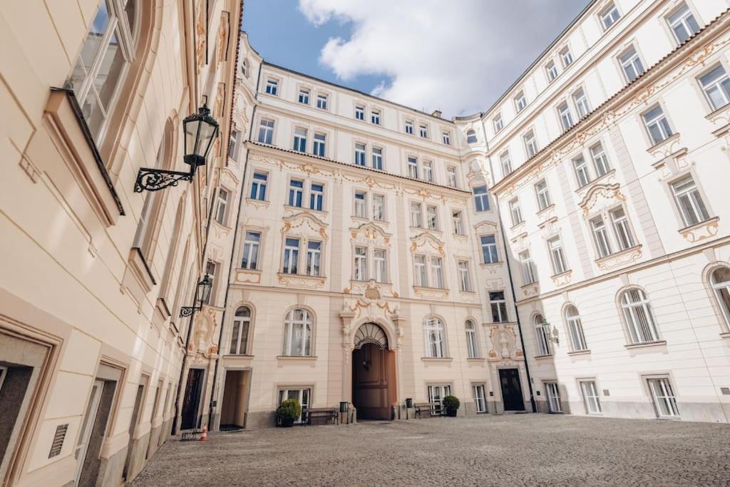 Magnificent Historical Penthouse In The Heart Of Prague Praga Exterior foto