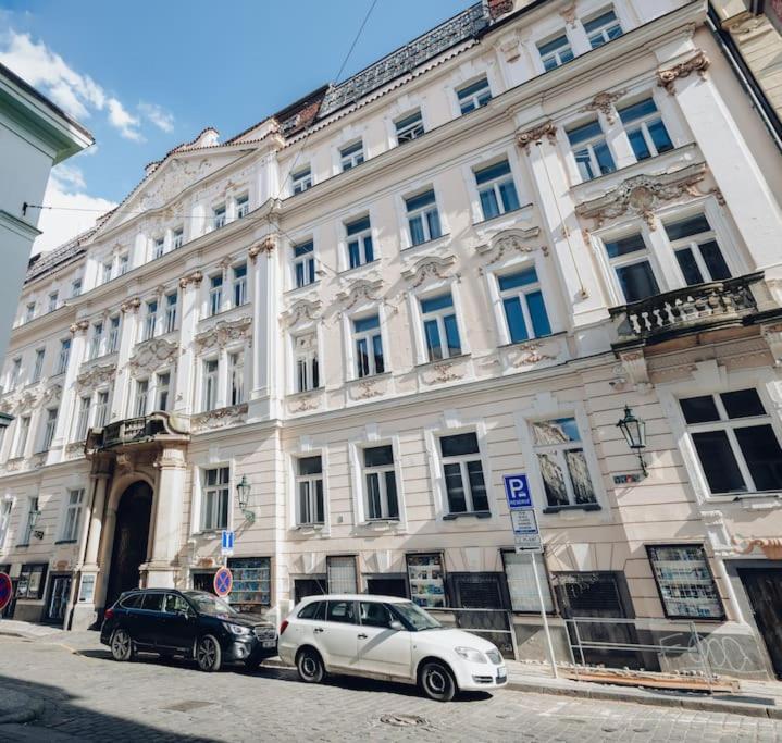 Magnificent Historical Penthouse In The Heart Of Prague Praga Exterior foto