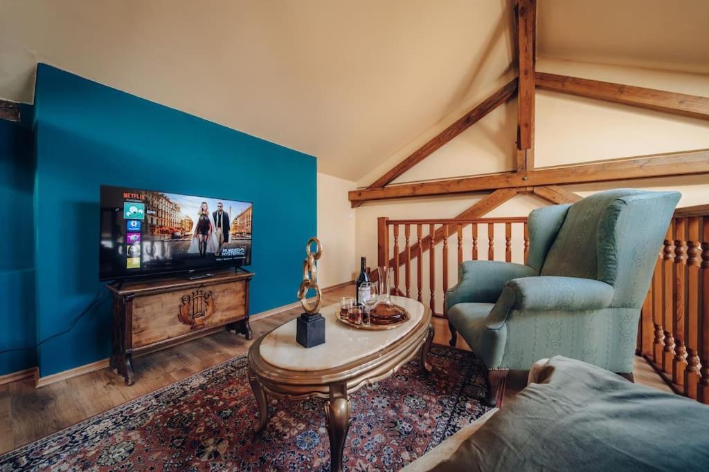 Magnificent Historical Penthouse In The Heart Of Prague Praga Exterior foto
